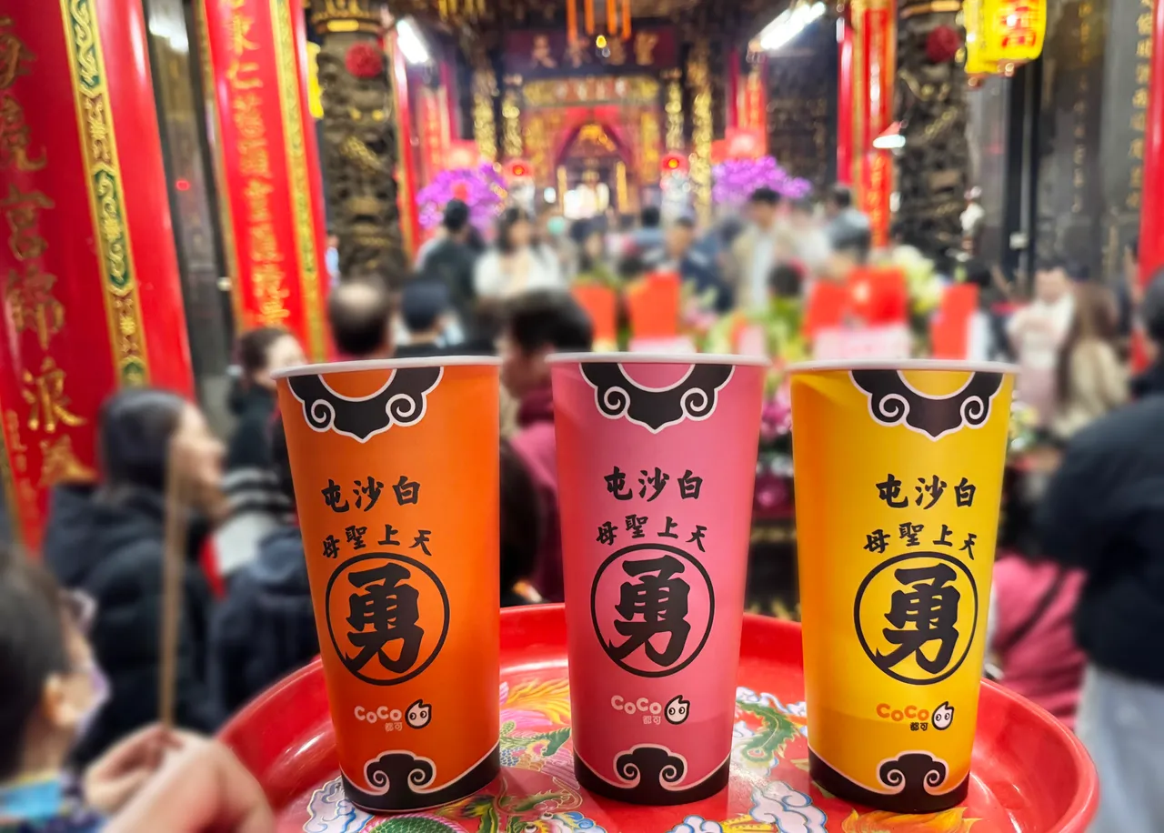 白沙屯媽祖加持手搖飲！各大宮廟出新招　首度駐駕台北百貨