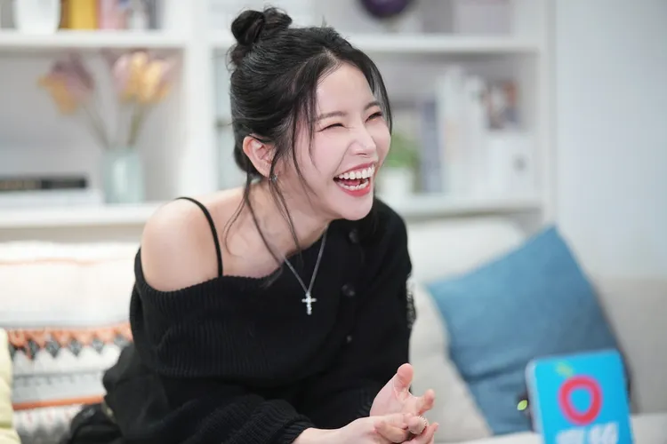 頌樂年假回韓國放縱飲食，直接暴肥7公斤被老媽嫌胖。彭欣偉攝