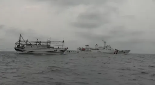 海巡署雙艦持續搜救「全漁6」船長　已成功接駁6船員