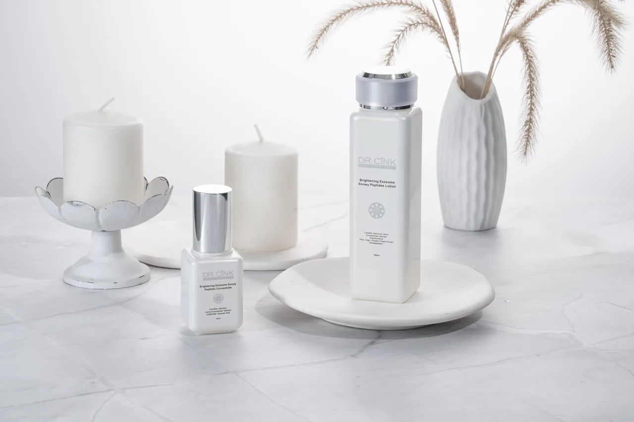 新品可搭配DR.CINK雪姬外泌體雙層喚白露一同使用，150ml／1280元。品牌提供