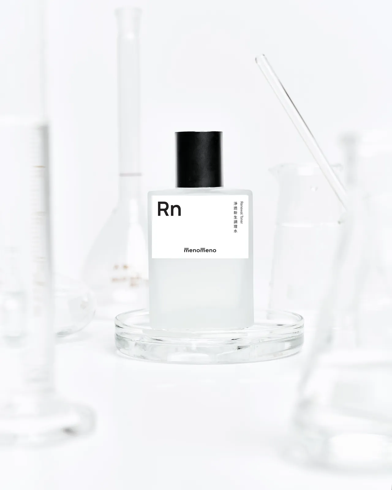 m̄enom̄eno Rn淨透新生調理水，100g／880元。品牌提供