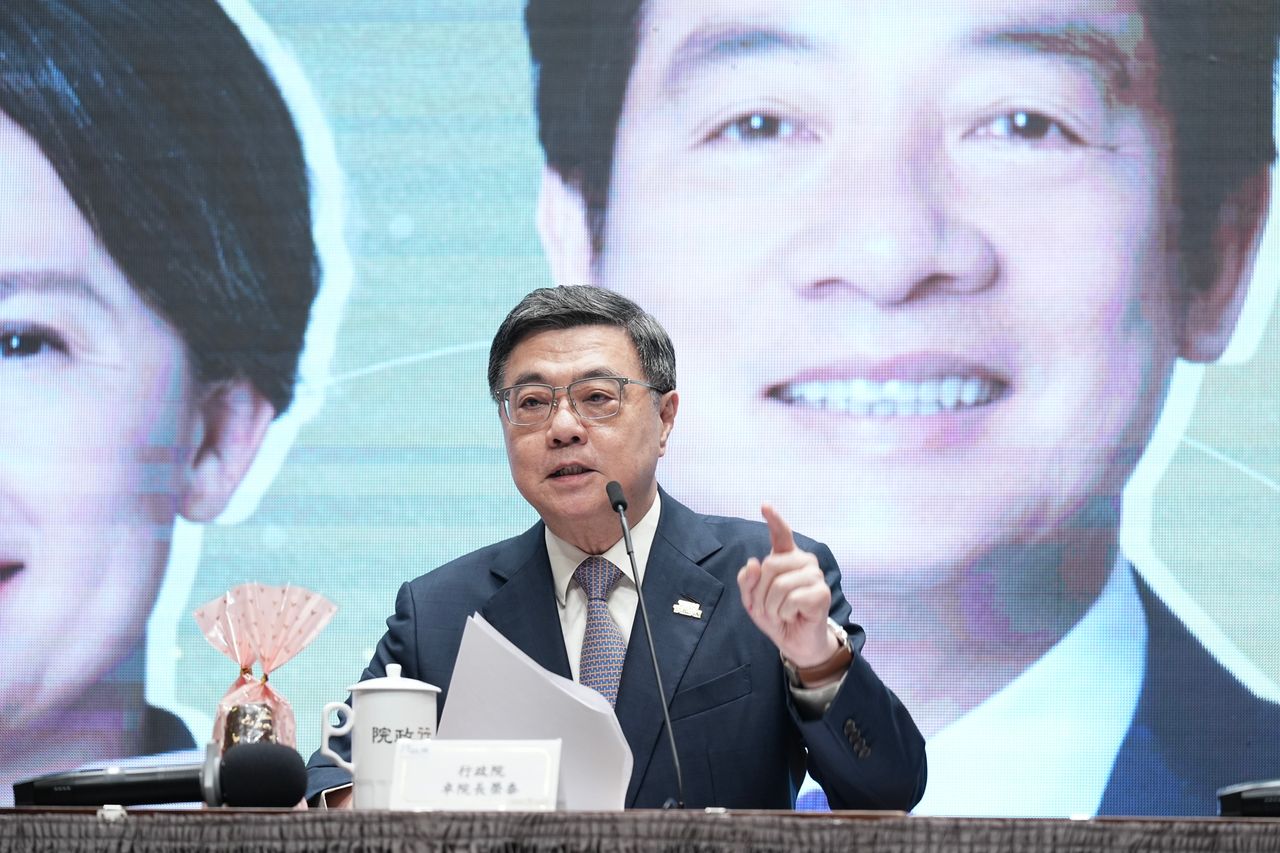 執政兩周年成績單出爐!政院推中小企業轉型 卓榮泰:基本工資可破3萬