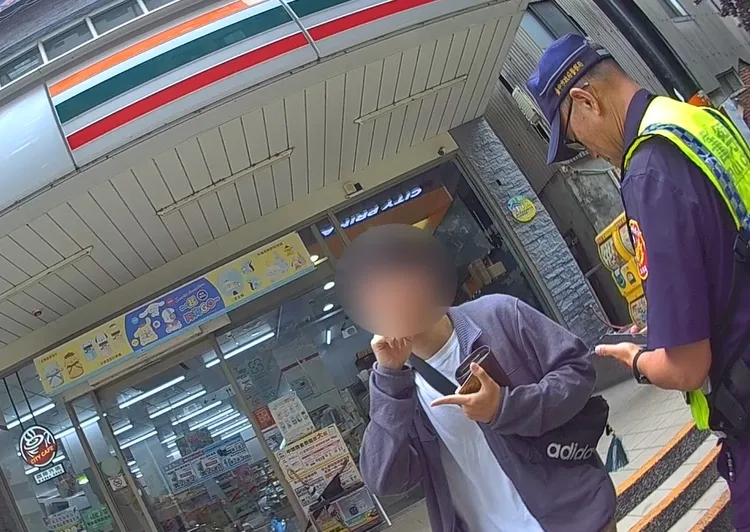 朱男赴網友約卻要先買遊戲點數，店員驚覺有詐，協助通報警方。翻攝畫面