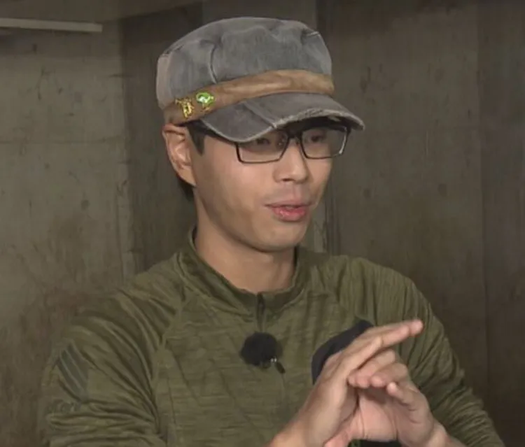 供稱焚燒妻子遺體的鈴木達也。翻攝自X