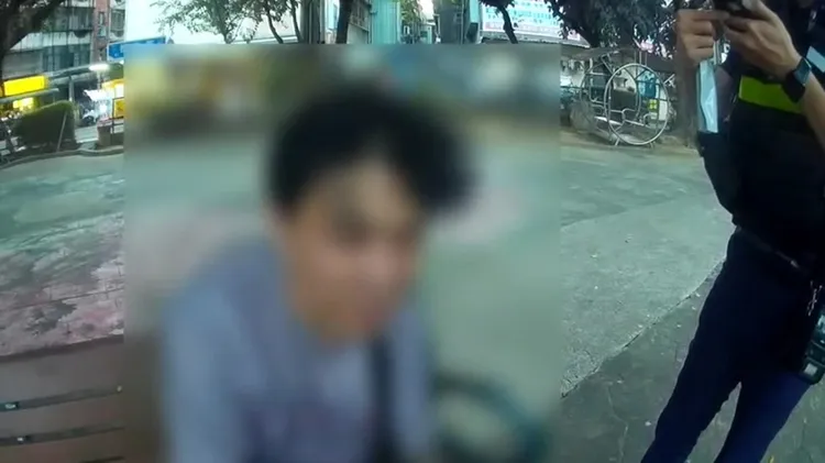 警方逮捕郝男。翻攝畫面