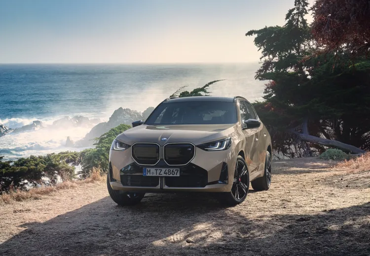 BMW X3指定年式加贈1年乙式全險與原廠第4年延長保固。業者提供