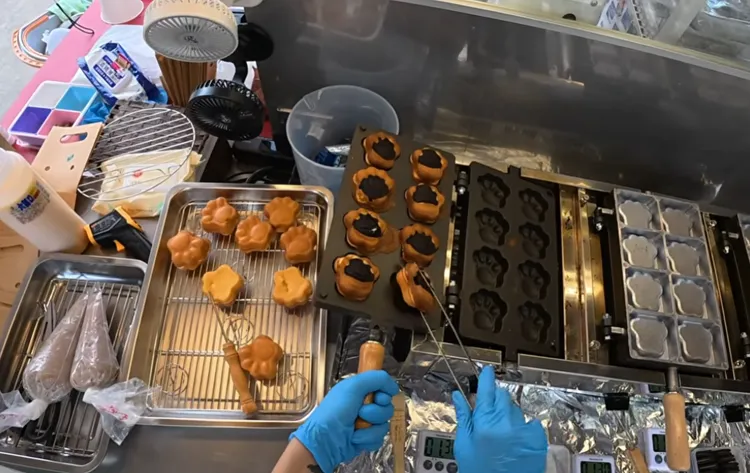 鍾明軒把賣雞蛋糕當成人生體驗。翻攝鍾明軒YT