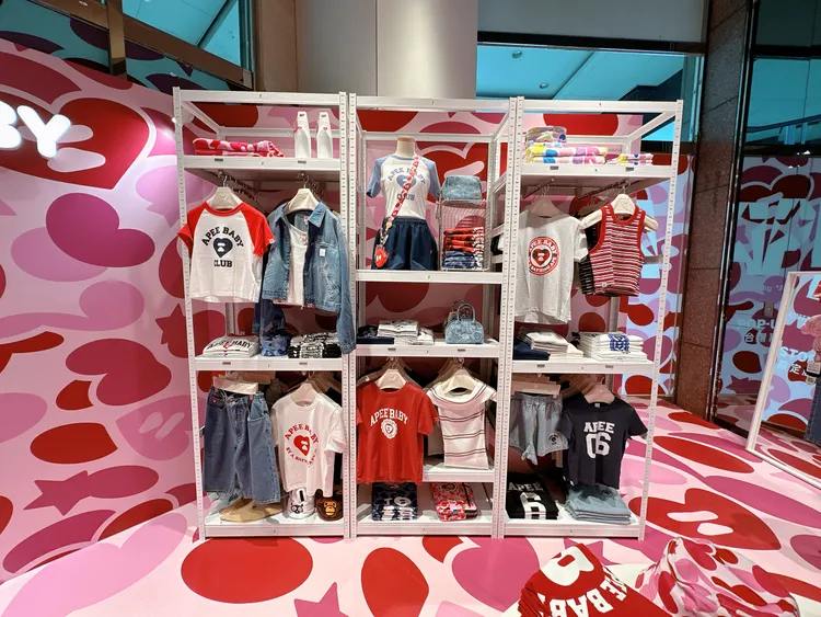 快閃店以粉紅迷彩營造滿滿少女心。品牌提供