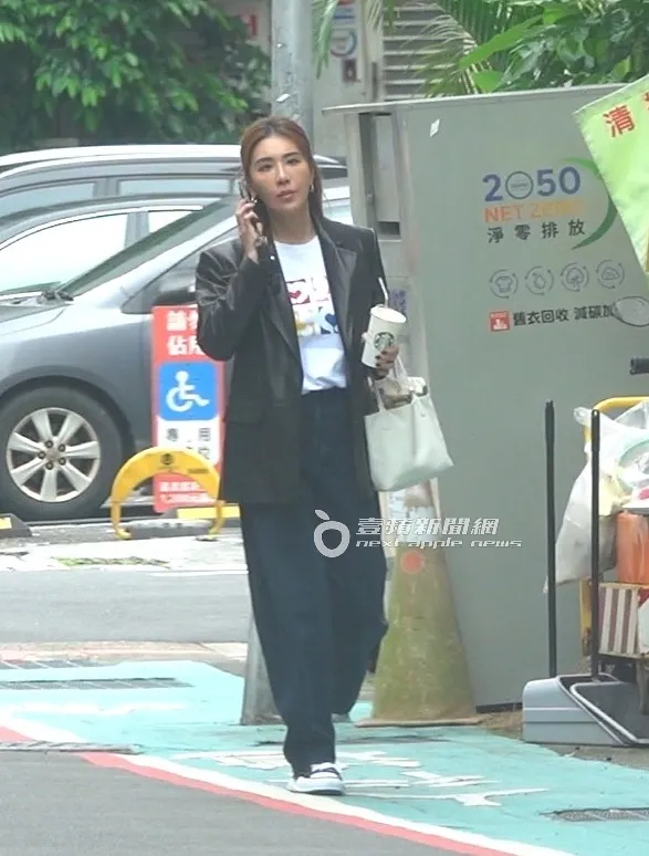 記者會結束後，小禎獨自驅車前往東區健身房。特勤中心攝