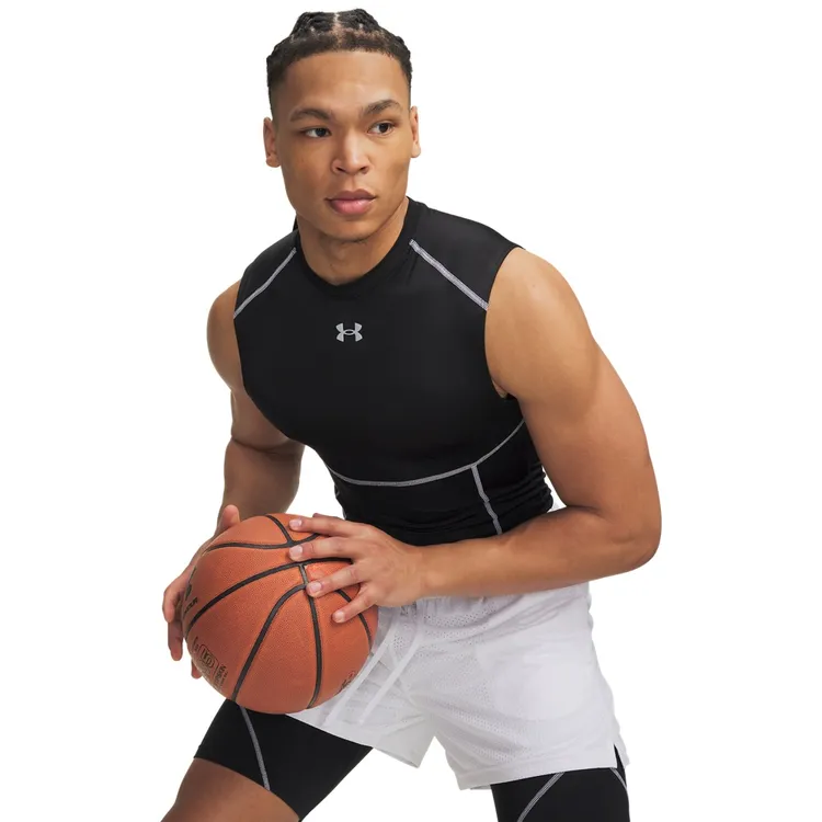 UNDER ARMOUR HEATGEAR ELITE緊身背心，1880元。品牌提供