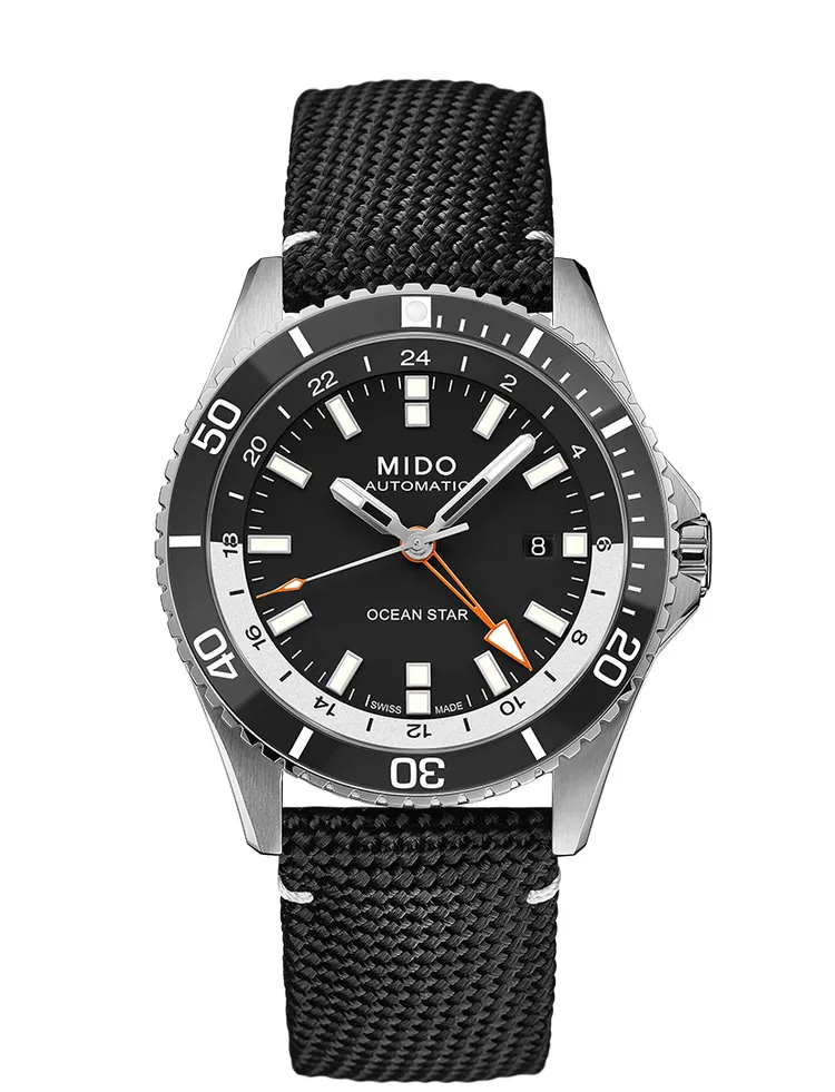 MIDO Ocean Star GMT腕錶，44 mm，絲光打磨與拋光不鏽鋼錶殼，黑色陶瓷單向旋轉錶圈，Caliber 80自動上鍊機芯，200米防水，快拆更換系統，4萬3300元。品牌提供