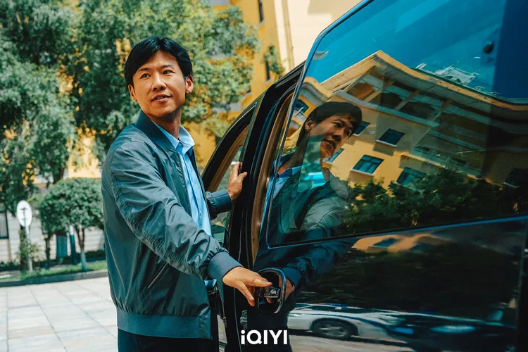 王驍重返刑偵第一線。愛奇藝國際版提供