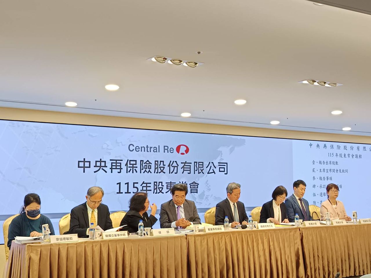 去年營收「偏好」 這家保險公司基層員工今年加薪7%