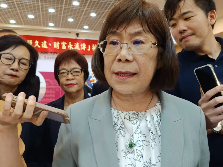 臺銀昨舉行127周年行慶大會，臺銀董事長凌忠嫄活動後受訪。許麗珍攝