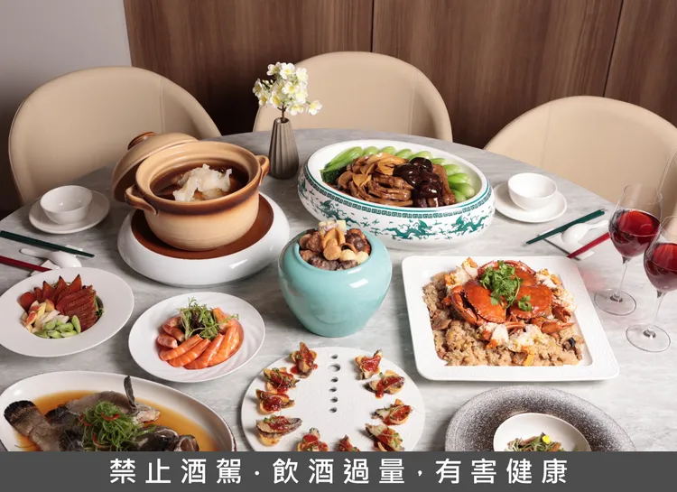 歡慶母親節包廂桌菜免費升級(飲酒過量有礙身體健康)。店家提供