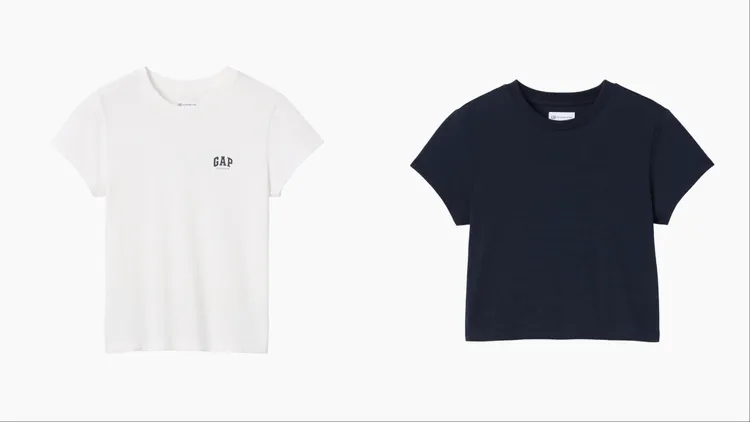 Victoria Beckham X Gap白色聯名Logo短袖上衣（左）、海軍藍短版Logo短袖上衣（右），各999元。品牌提供