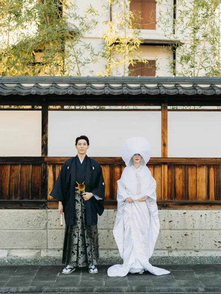 陳天仁與老公拍日式白無垢婚紗。翻攝陳天仁IG