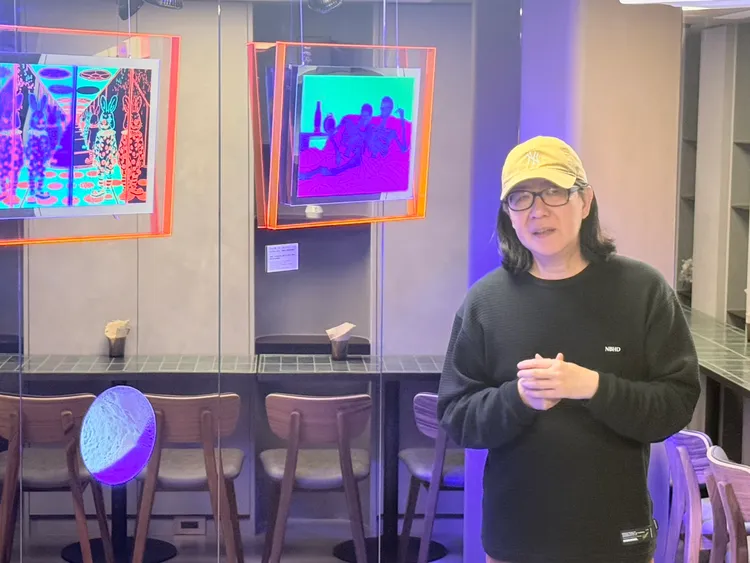 開幕以藝術創作者「人申二」（鍾伸）的《有液點焦慮》打頭陣。莊曜聰攝