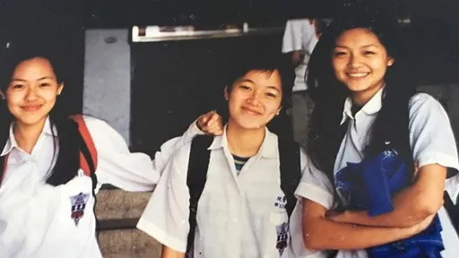 小S追憶大S！曬昔校園合照　悲喊：好想妳喔珊