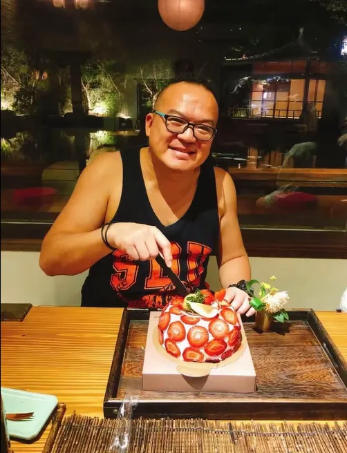 Patty貼出昔日慶生畫面懷念明金成。翻攝明金成導演+明太太的家臉書