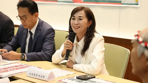 綠委邀功勞動節全國放假　當初投反對票砲轟「糖衣毒藥」