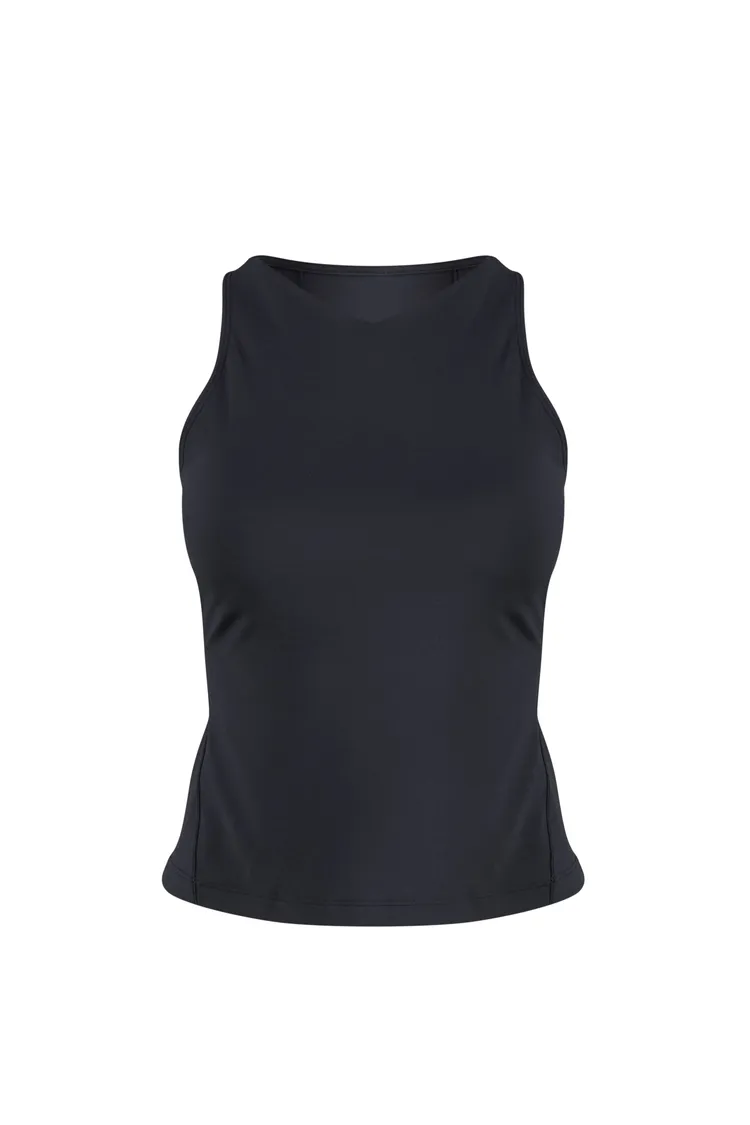 lululemon Align™微V領背心，2280元。品牌提供