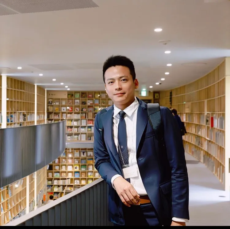 湘澂國際總經理謝宗澂認為，總價千萬元已成為高雄主力購屋門檻，而要同時卡位具備百貨商圈、公園綠地與國家級重大建設兼備區段，「聯上鉑麗」具備無可替代條件。湘澂國際提供