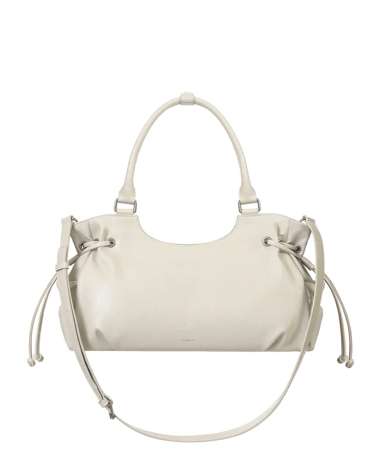 STAND OIL Breezy Bag Mini，3780元。品牌提供