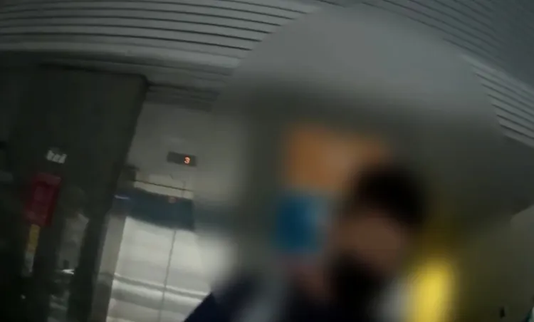 鄭男無法交代金融卡來源。翻攝畫面