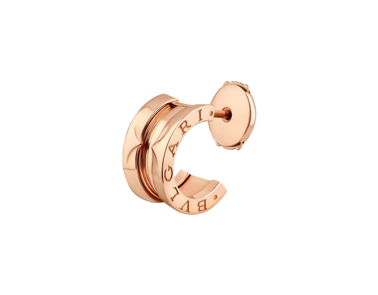 BVLGARI B.ZERO1系列玫瑰金耳環。品牌提供