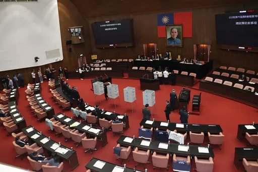 賴清德彈劾案未通過！藍白闖關失敗　同意56票、反對50票