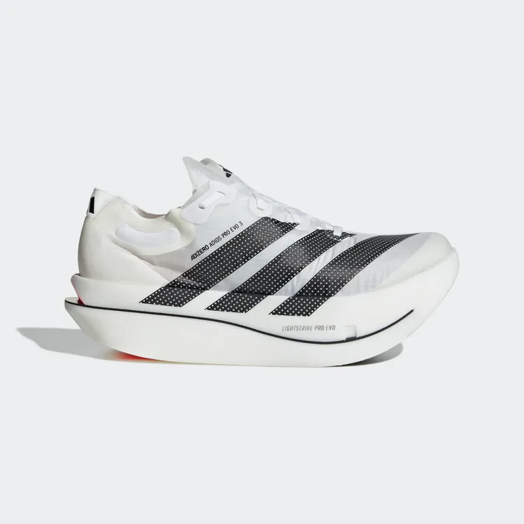 ADIZERO ADIOS PRO EVO 3單腳重量僅約97克。品牌提供