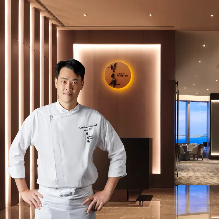 望月樓行政主廚邱龍俊廚藝資歷逾二十年，善於以優質食材凝聚鮮味，在經典本味中融入潮流新意。業者提供