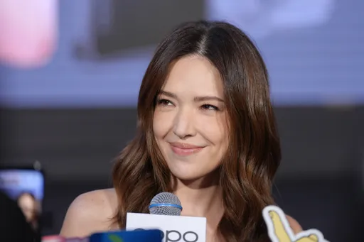 許瑋甯曝10個多月愛子「很執著」第一個母親節老公邱澤送花