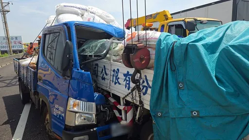 國道1號彰化段嚴重車禍！　4車連環撞　小貨車駕駛送醫不治