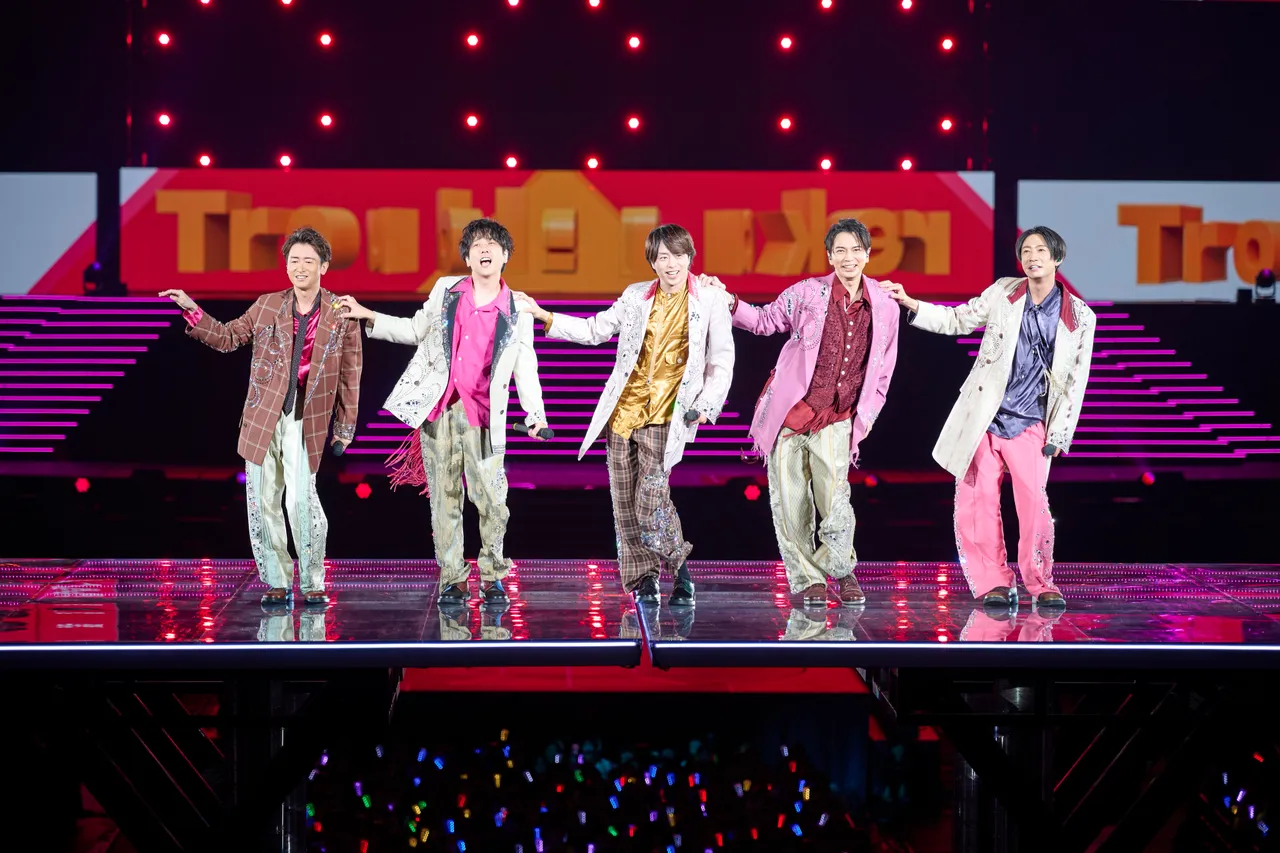 嵐」最後舞台！大野智淚崩二宮和也破戒狂講傑尼斯｜壹蘋新聞網