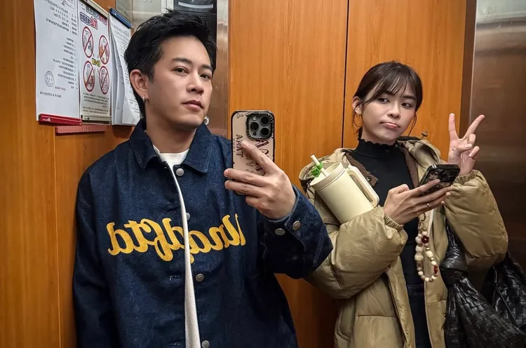 Junior懷疑老婆看他手機。翻攝Junior IG