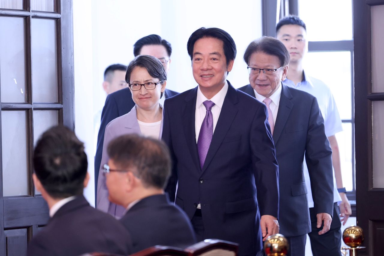 執政兩週年談話|挺過中國飛彈威脅30年!賴清德:台灣民主不可逆