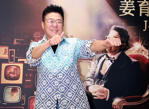 蔡琴才宣佈告別歌壇　姜育恆鬆口退休時間表：身體不行就不唱了