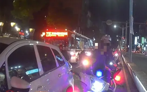 新莊毒駕拒檢狂飆　警圍捕抓到！一查竟是7案通緝犯