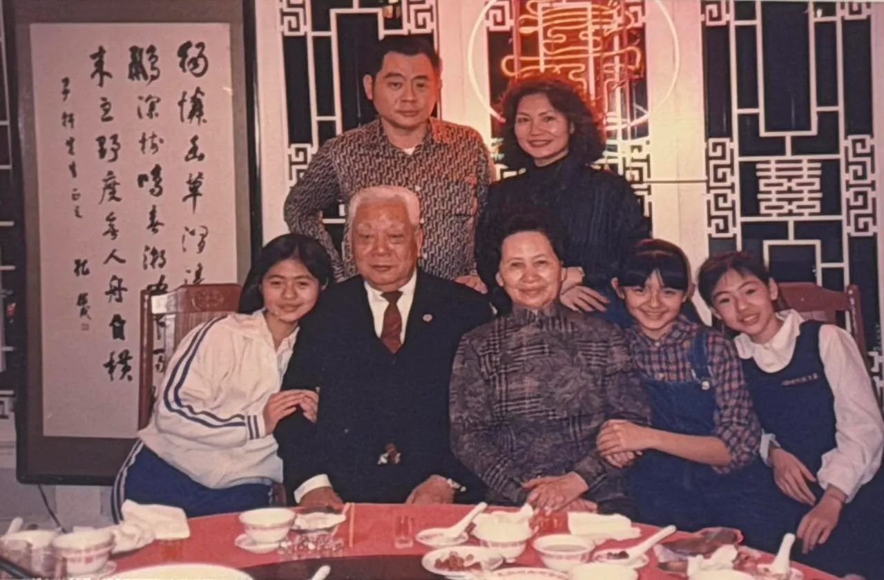 小S憶大S出道剛賺錢第一件事　租凱迪拉克載爺爺去理髮