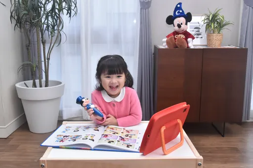 別急著沒收平板！專家揭「用對3C」反而能養出雙語小孩