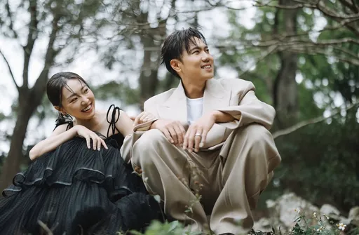 甜翻！玖壹壹洋蔥絕美的婚紗曝光　正妹老婆真面目不藏了