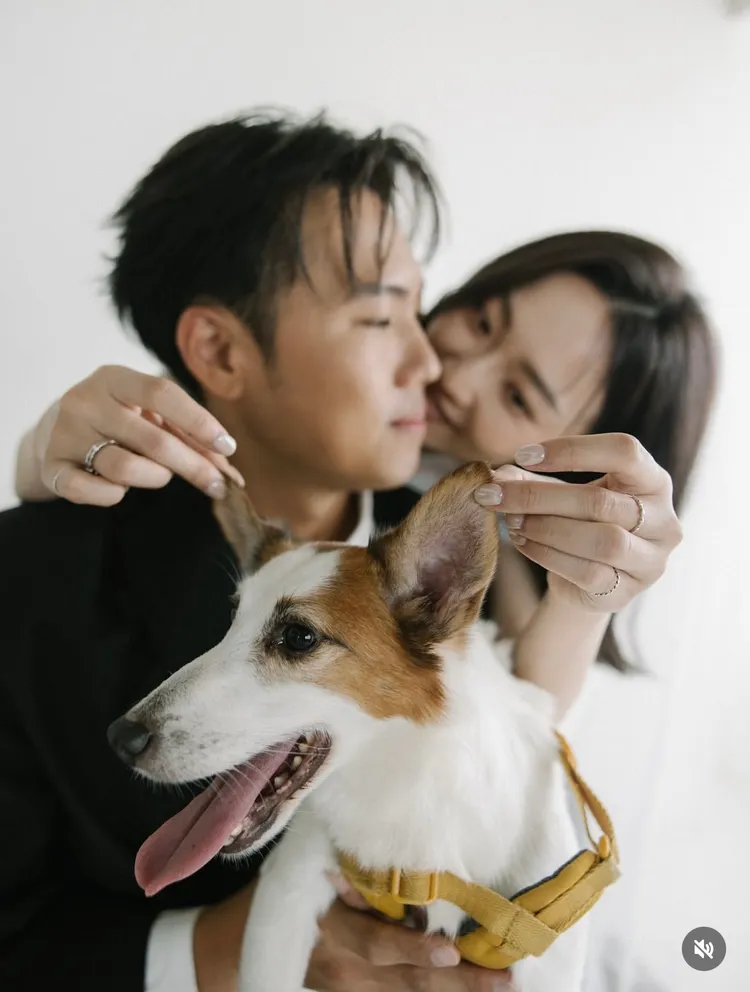 洋蔥與老婆婚紗照曝光了。翻攝IG