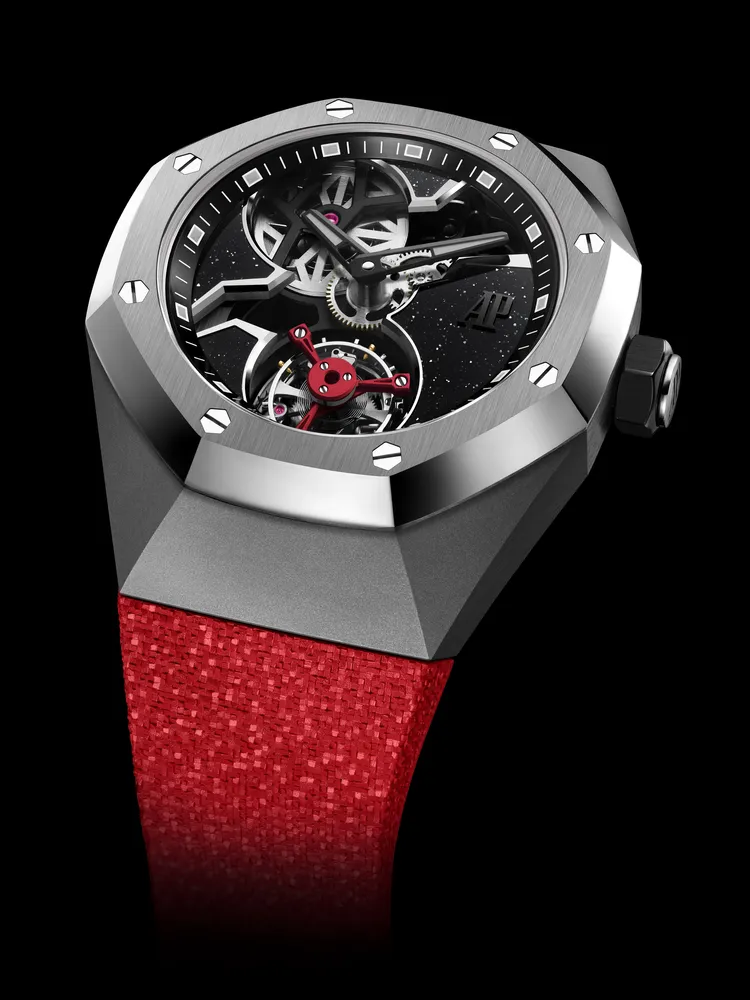  AP Royal Oak Concept 皇家橡樹概念系列飛行陀飛輪腕錶，38.5mm，鈦金屬錶殼，黑色砂金石錶盤，易換式橡膠錶帶，2982 手動上鏈機芯，動力儲存72小時，防水深度20米，全橋限量150只。品牌提供
