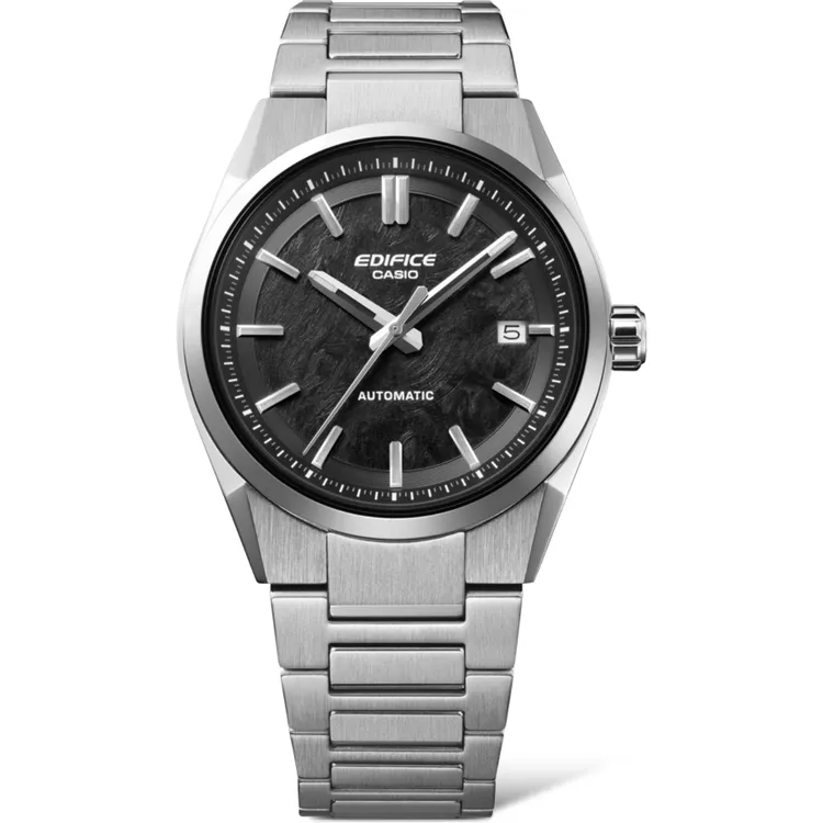 EDIFICE機械錶EFK-110D-1A，1萬元。品牌提供