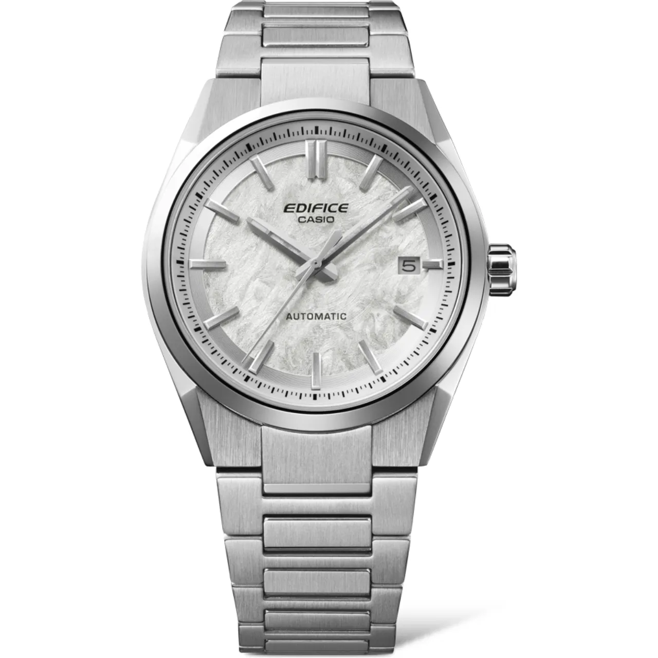 EDIFICE機械錶EFK-110D-7A，1萬元。品牌提供