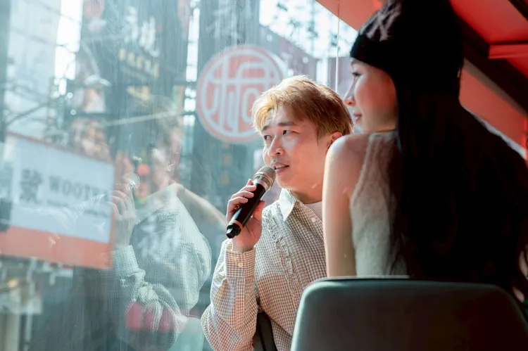 張立東（左）親述考臺灣科技大學的過程。公視台語台提供
