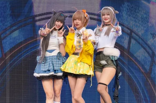 韓啦啦隊3女神金海莉、李藝斌、鄭熙靜在台合體　角色扮演吸人潮