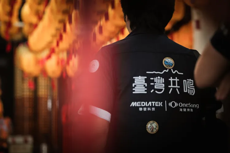聯發科技教育基金會攜手灣聲樂團啟動「臺灣共鳴－公益音樂行腳」計畫。聯發科提供